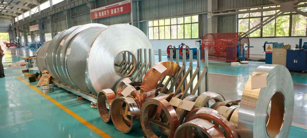 建鄴區(qū)光伏電纜回收電話：[具體電話]